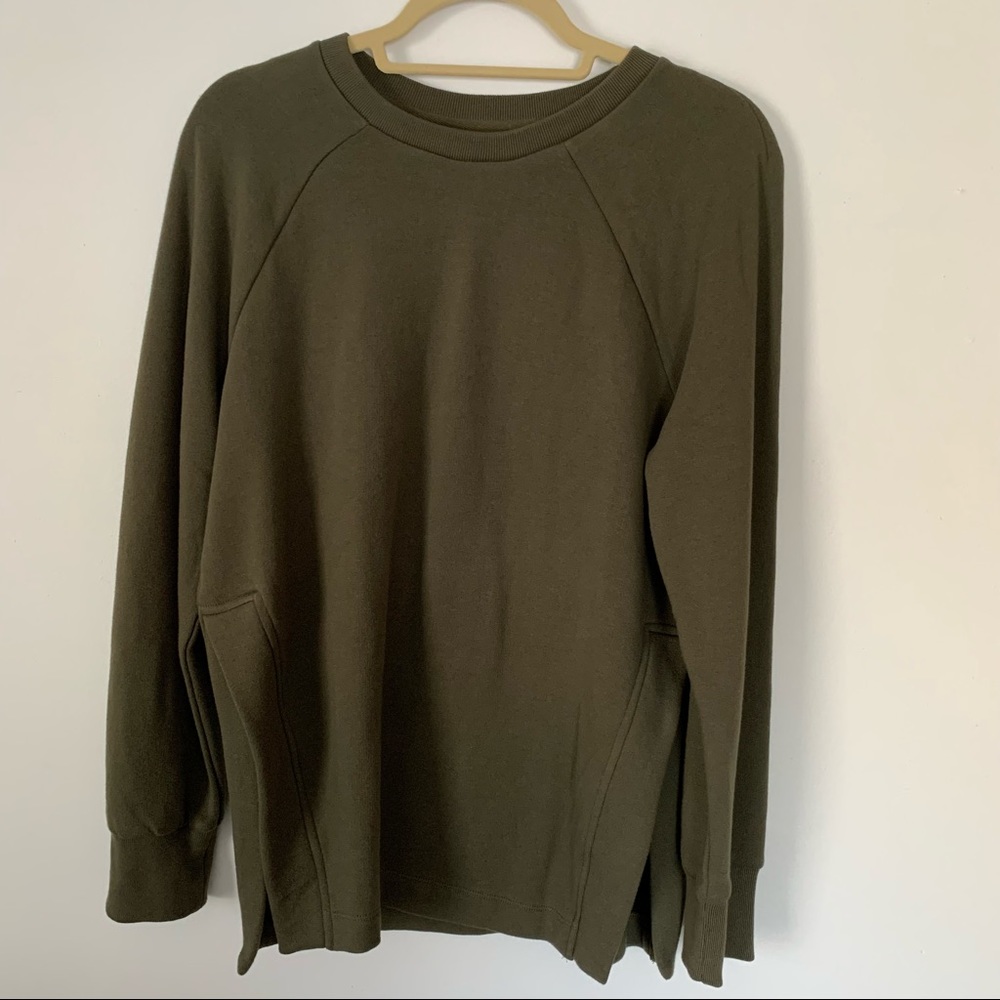 LOU & GREY Army Green Crewneck Side Slit Pullover Sweatshirt